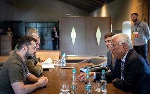  Zelensky agradece apoio militar e humanitário 'abrangente e consistente' de Portugal