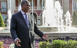 Presidente de Angola: 'Estou disponível para ir a Portugal nos 50 anos do 25 de Abril' 
