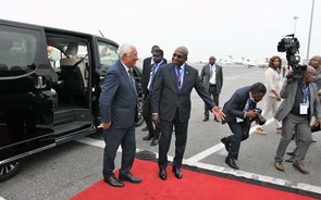 Presidente angolano quer portugueses a investir mais e a concorrer a privatizações 
