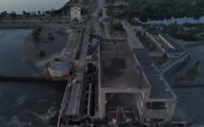 Kiev acusa Rússia de destruir barragem e alerta para inundações