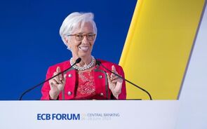 Ações mistas e juros a agravar com promessa de Lagarde de mais juros