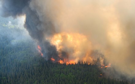 Fumo dos incêndios do Canadá afeta Açores e chega ao continente 'nas próximas horas'