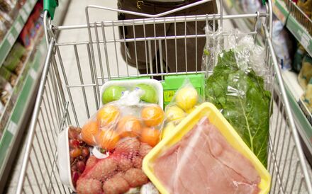 Com a subida de preços, 46,7% dos inquiridos já ajustaram os gastos em alimentação.
