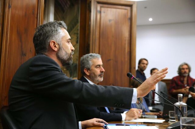 'Nenhum governo ou ministro em 50 anos' deixou a TAP e a CP a dar lucros