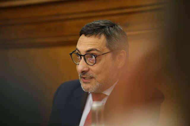 PS pede que Governo decida governador do Banco de Portugal sem 'manobras de distração'