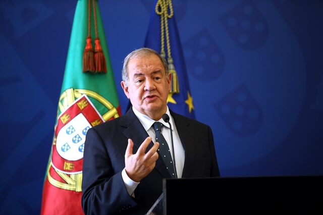 Governo já vê economia a crescer pelo menos 2,5% este ano