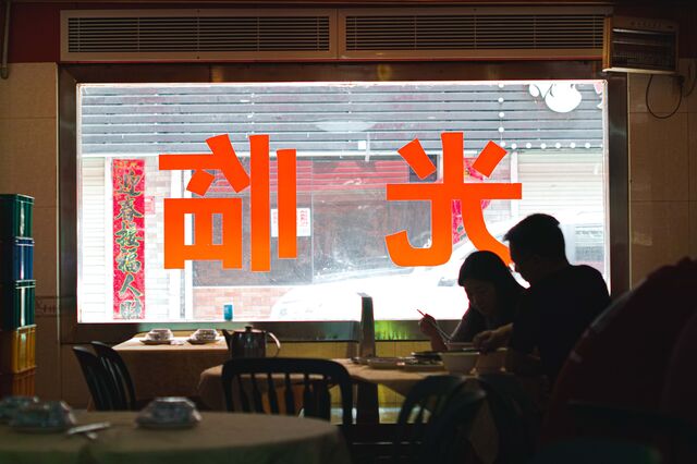 Economia chinesa regista deflação com preços a cairem 0,3%
