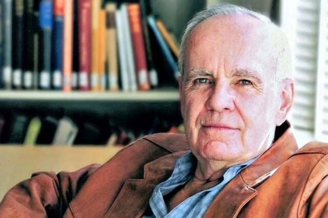 Morreu o escritor norte-americano Cormac McCarthy aos 89 anos
