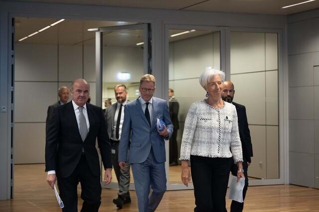 BCE mais pessimista para este ano e 2024: menos crescimento e mais inflação