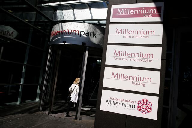 Lucros do Bank Millennium recuam 49% até março para 29,7 milhões, mas superam estimativas