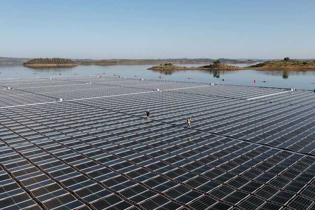 Projeto solar flutuante em Alqueva vence prémio da Comissão Europeia