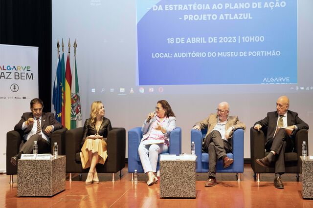 À procura do crescimento azul