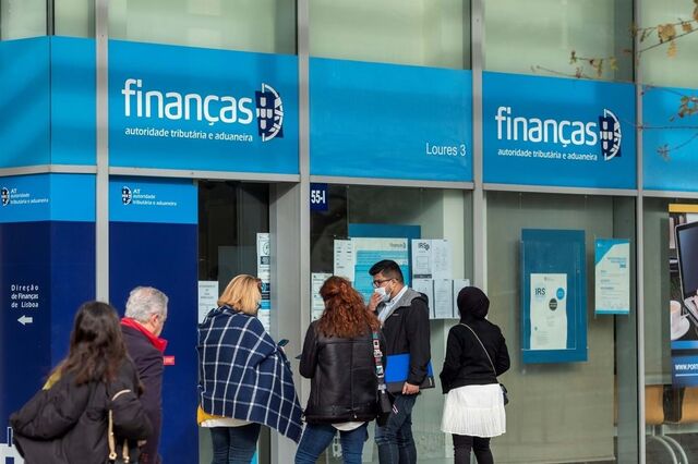 Finanças penhoram salário a mais de 110 mil devedores e 17 mil pensões