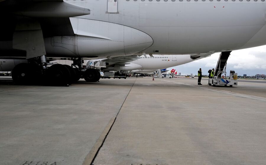 avião aeroporto