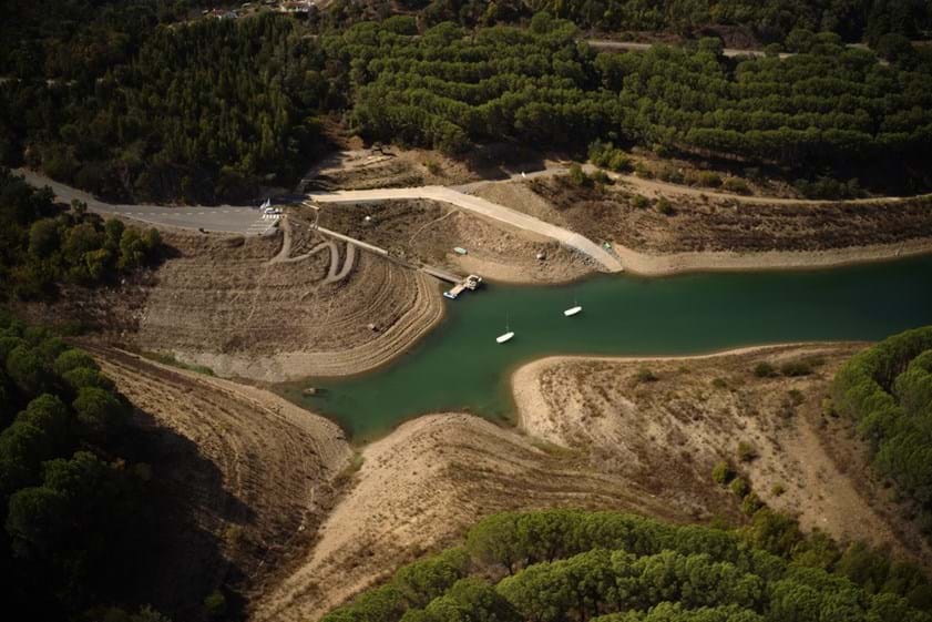 As ameaças climáticas deverão aumentar em frequência e intensidade, agravadas pelas alterações climáticas.