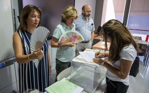 Eleições em Espanha: líderes já votaram e apelam à participação dos eleitores