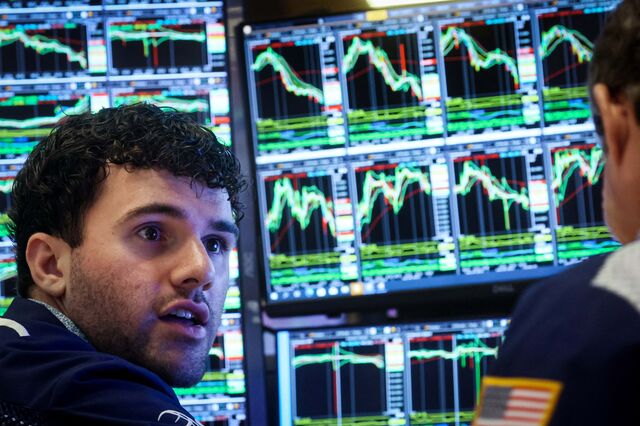 Conflito no Médio Oriente deixa mercados cautelosos. Wall Street encerra mista