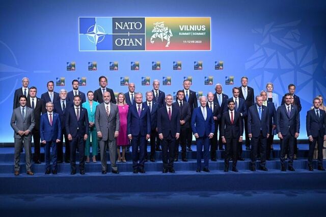 Falta de prazos para adesão da Ucrânia à NATO motiva críticas de Zelensky