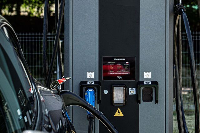 Powerdot vai instalar 600 carregadores em supermercados da Jerónimo Martins na Polónia