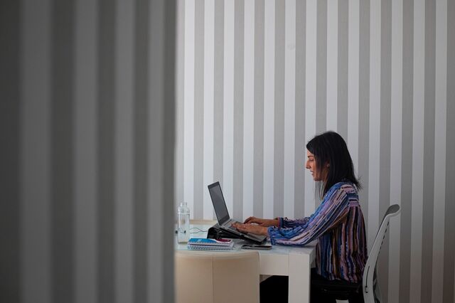 Teletrabalho em máximos. Média é de 3 dias por semana 