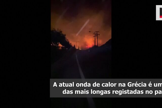 Grécia: onda de calor e incêndios levam à retirada de mais de 30 mil pessoas
