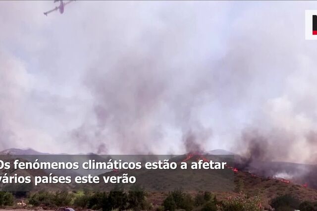 Verão no hemisfério norte: incêndios, calor, tempestades, cheias e um tufão