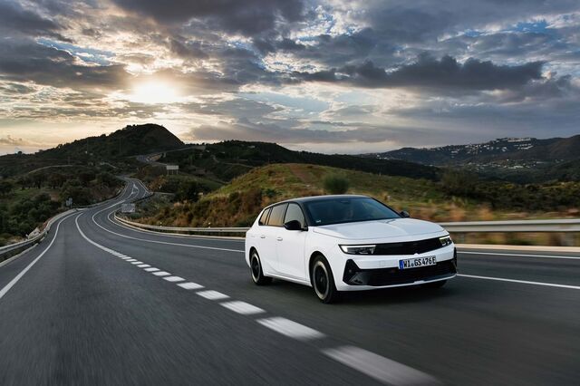 Fotogaleria: Opel Astra GSe. Topo de gama Sports Tourer