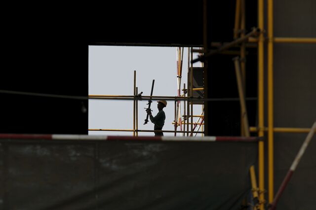 Mão-de-obra leva a aumento de 2,5% dos custos de construção em agosto