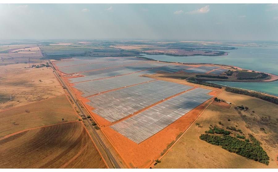 Um dos grandes projetos de renováveis da EDP no Brasil é o complexo solar de Pereira Barreto. A empresa tem 1,1 GW de eólico e solar no país.