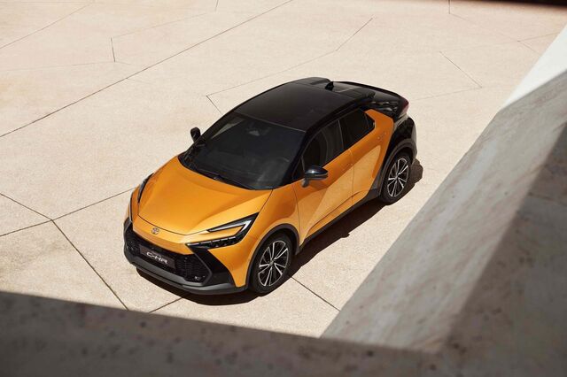 Toyota C-HR. Radical