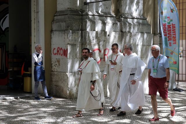 JMJ: Perdas nos negócios “compensadas” a prazo