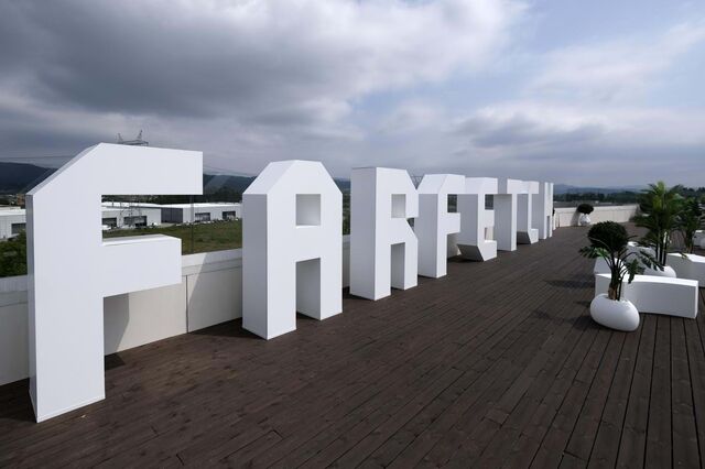 Farfetch remodela negócio e prepara adeus ao segmento de beleza um ano depois