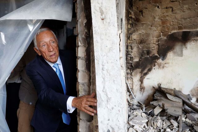 Marcelo, o primeiro Presidente a entrar na trincheira ucraniana de Moschchun. Veja as imagens