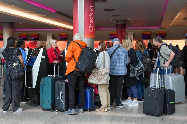 'Falha técnica' afeta voos do Reino Unido. Há atrasos de várias horas e possíveis cancelamentos