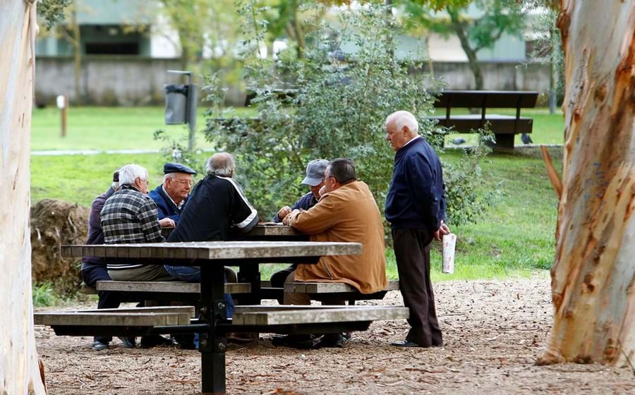 Valor médio do CSI subiu 32%, mas há menos pessoas a receber.