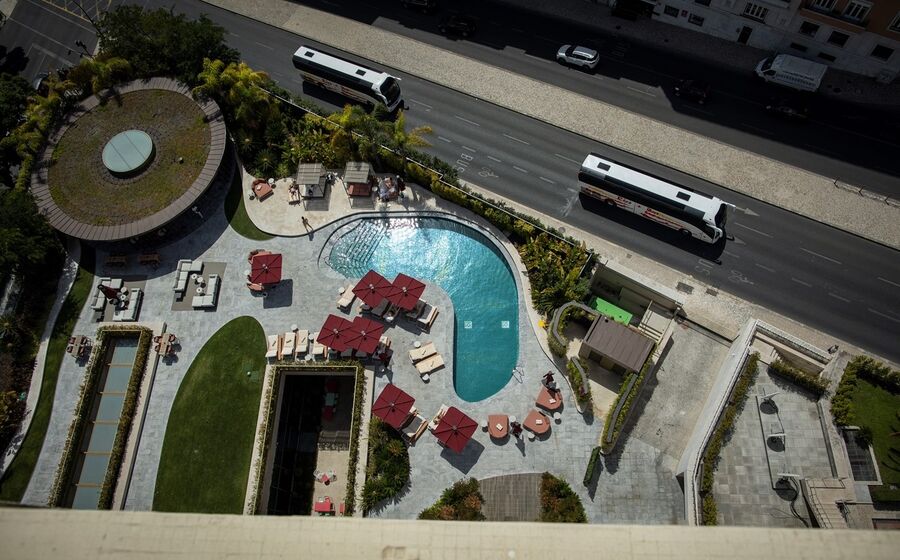 hotel piscina