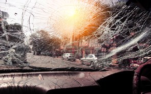 Acidentes nas estradas fazem um morto e 24 feridos graves entre sexta e domingo