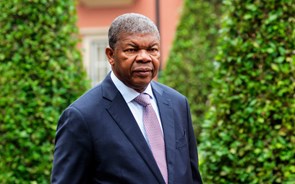 Angola pede à China uma moratória do serviço da dívida