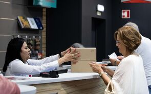 CTT juntam-se ao coro e suspendem envio postal de bens para EUA