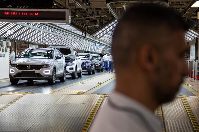 Volkswagen quer fechar três fábricas na Alemanha e cortar salários