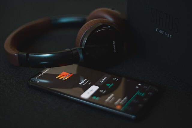 Universal Music e Deezer acordam modelo para aumentar pagamentos no 'streaming'