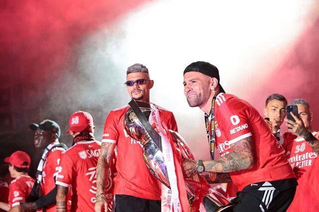 Benfica volta aos lucros e olha para os EUA