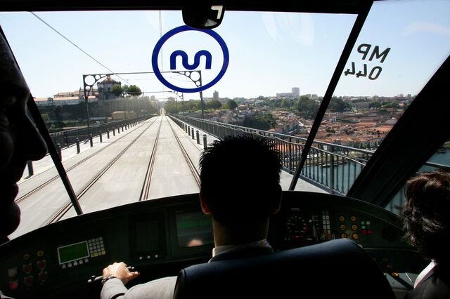 Metro do Porto encerra operação mais cedo na segunda-feira devido à greve