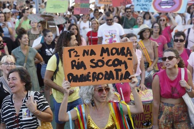 Manifestações pelo direito à habitação juntaram milhares de pessoas em todo o país