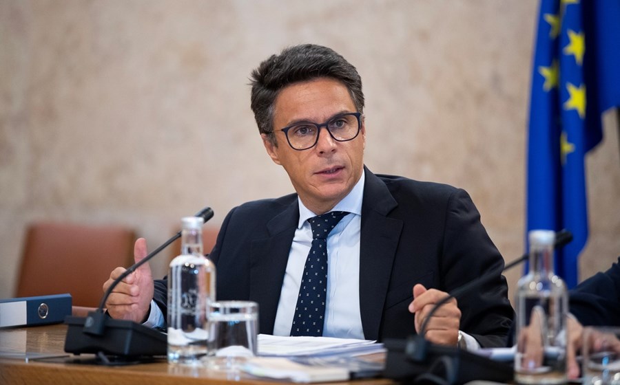 O secretário de Estado João Nuno Mendes diz esperar que as três principais agências subam a notação.