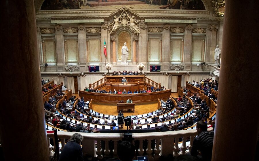 assembleia da república AR parlamento