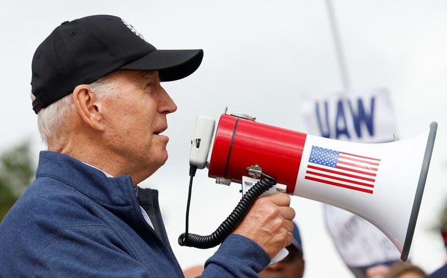 Biden greve automóvel