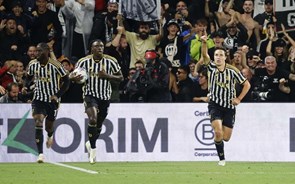 Administração da Juventus aprova aumento de capital de 200 milhões e 'reverse stock split'