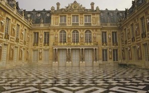 Palácio de Versalhes em França evacuado após ameaça de bomba 