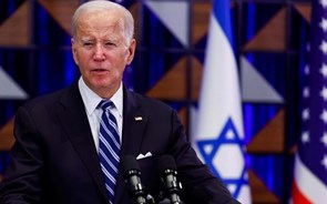 Biden pede dois Estados com Israel a intensificar ataques